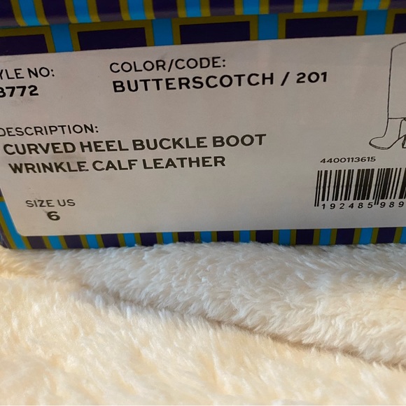 🔥SALE🔥Tory Burch Banana Heel Boot - Picture 7 of 7